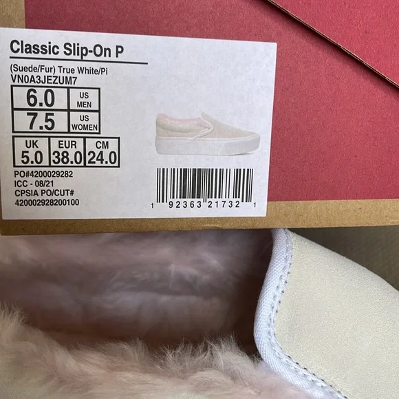 Vans Classic Slip-On Platforms Suede / Fur True White WMNS - Picture 16 of 16